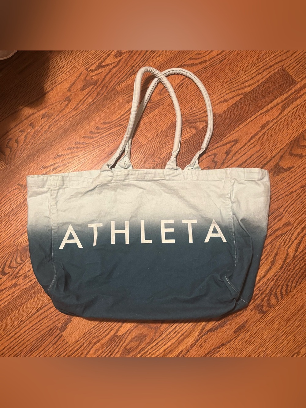 Athleta Ombre Tote bag in Mint and Teal Gradient
